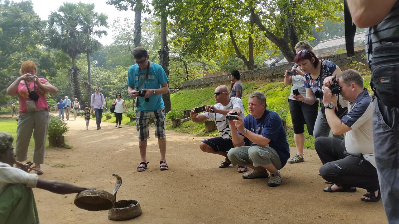 Priyanna Guest, Forest View Полоннарува Экстерьер фото